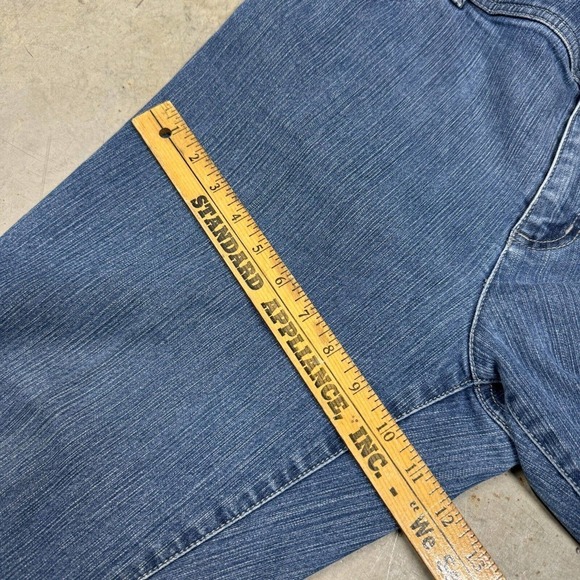 Chicos Slimming Crop Denim Jeans Stretch Fit Mid Rise Womens 2.5 36x21 - Picture 7 of 9